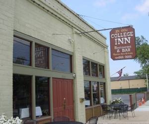 Ye Olde College Inn-New-Orleans