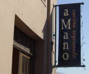 a Mano-New-Orleans